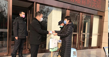 旅投世纪物业公司领导深入基层查看疫情防控工作开展情况